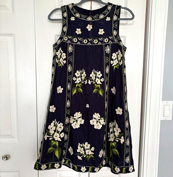 Maeve Dresses & Skirts - Anthropologie Maeve Rosa Embroidered Swing Shift Dress Navy Floral Cotton US 2